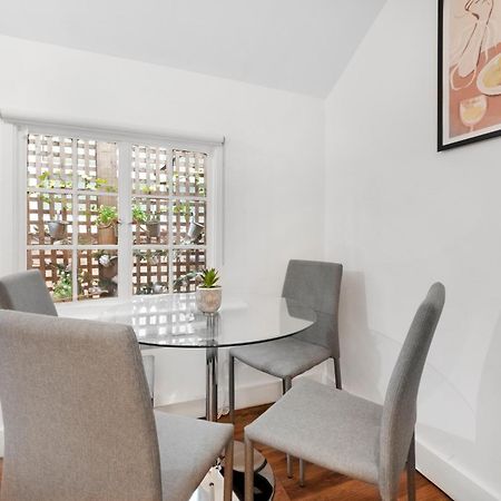 2 Bed Piccadilly Apartment 1 London Exterior photo